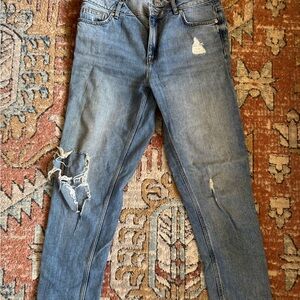 H&M Light Wash Distressed Jeans